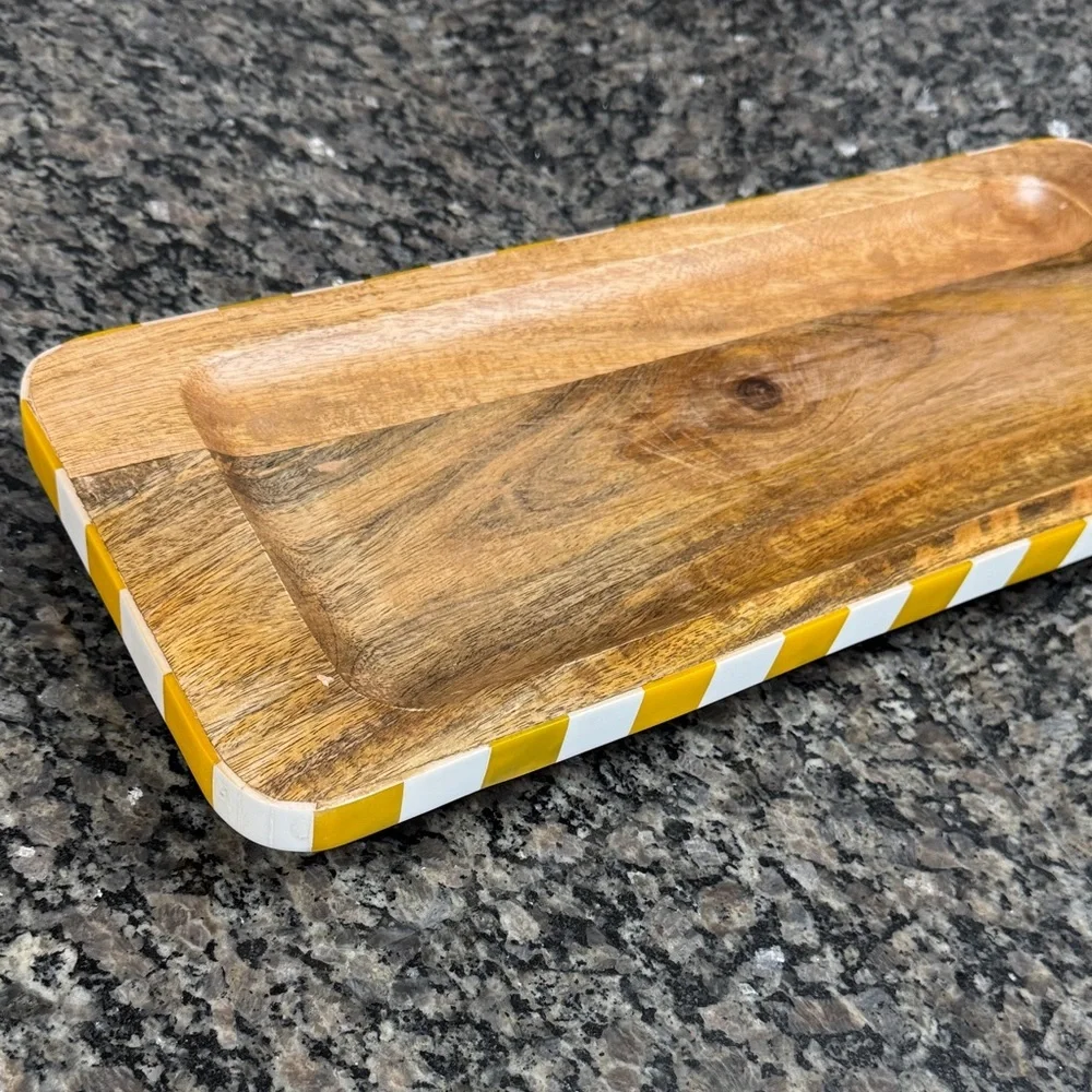 Striped yellow Wooden serving Tray - Picture 12 of 13
